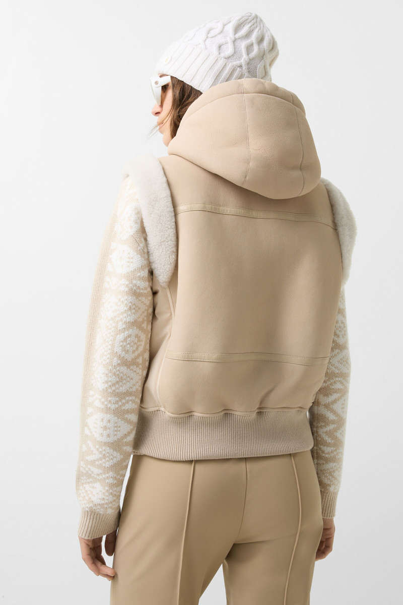 Fine lambskin vest in Sand 3