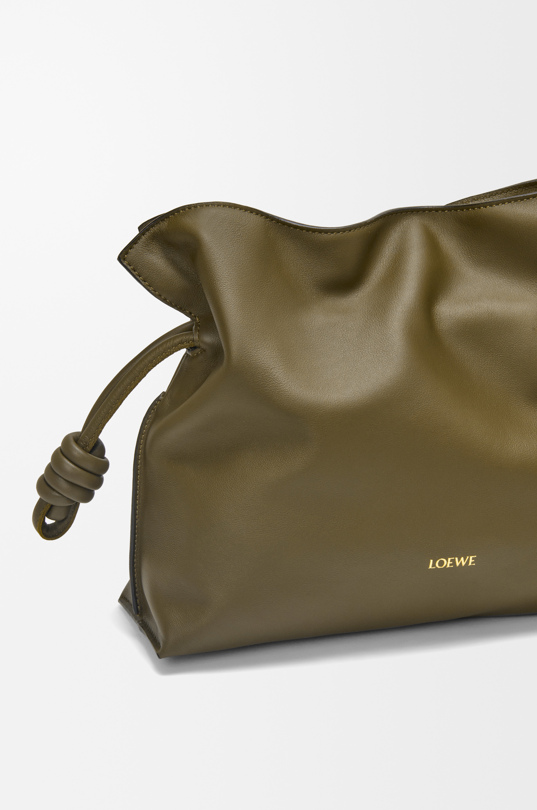 Medium Flamenco clutch in nappa calfskin - 8