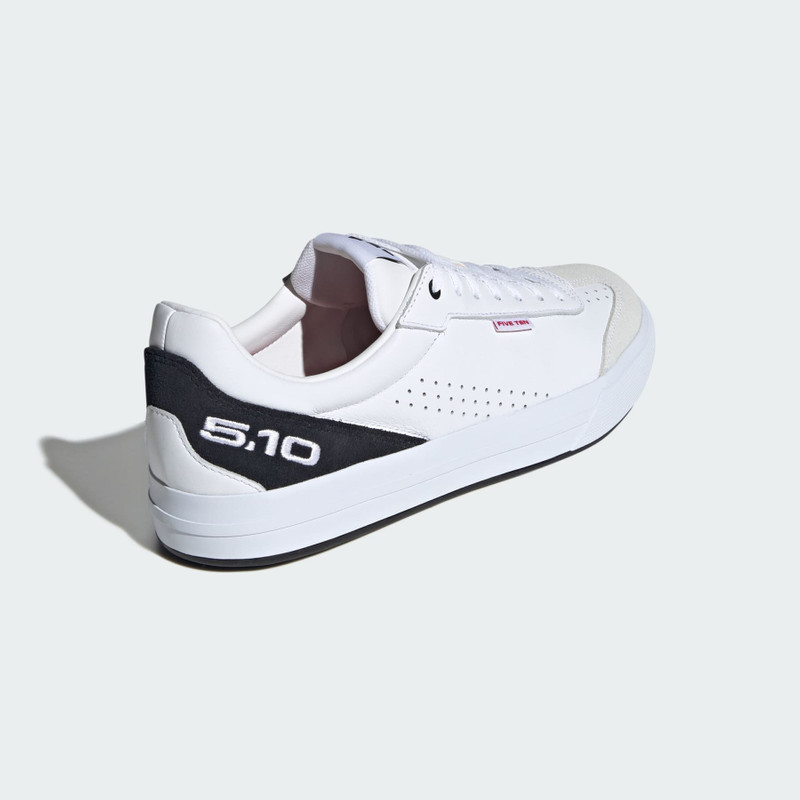 SLEUTH DLX 2 Shoes 6