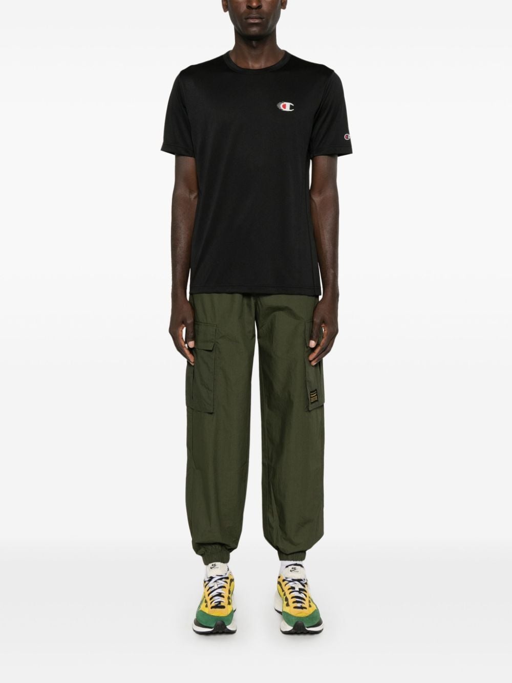 logo-patch cargo trousers - 2