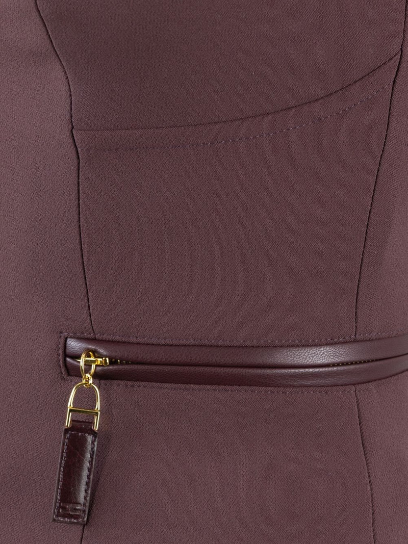 zip-up sleeveless top 3