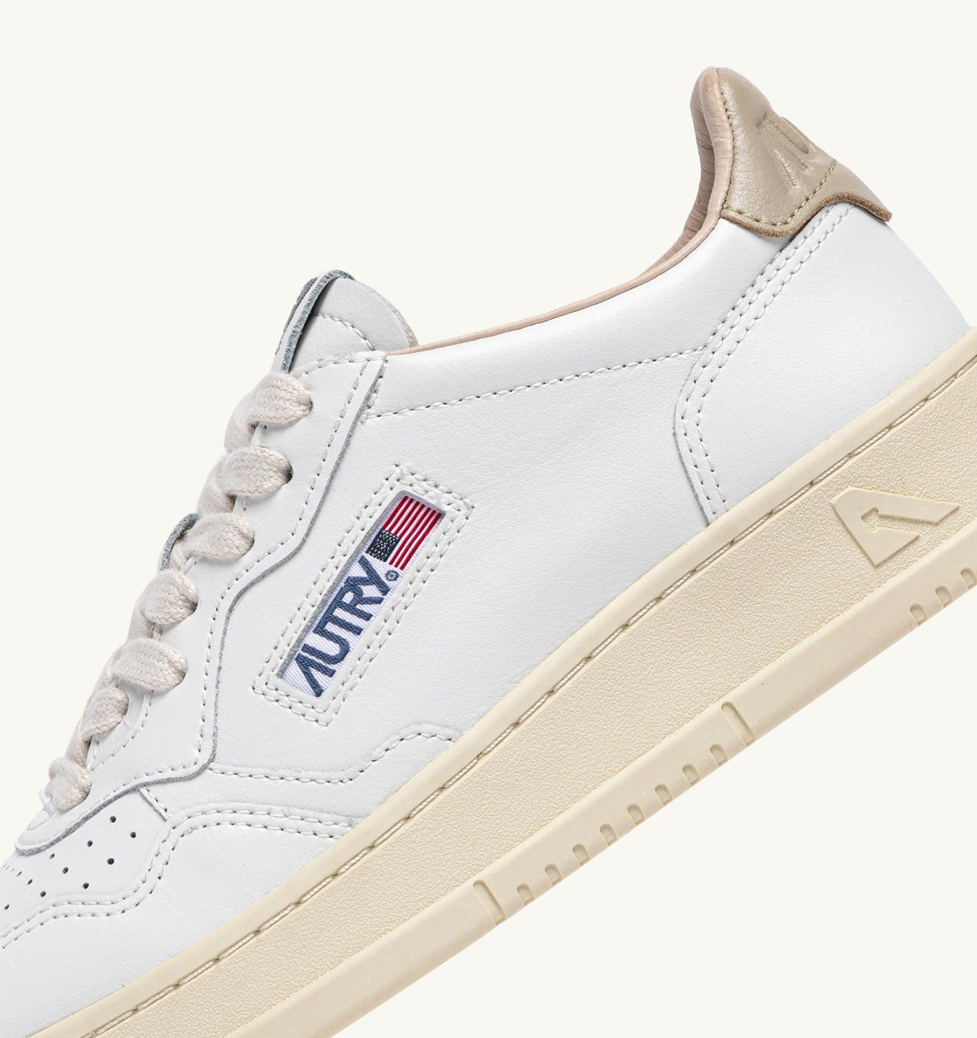 MEDALIST LOW SNEAKERS IN WHITE LEATHER AND TIDAL FOAM - 6