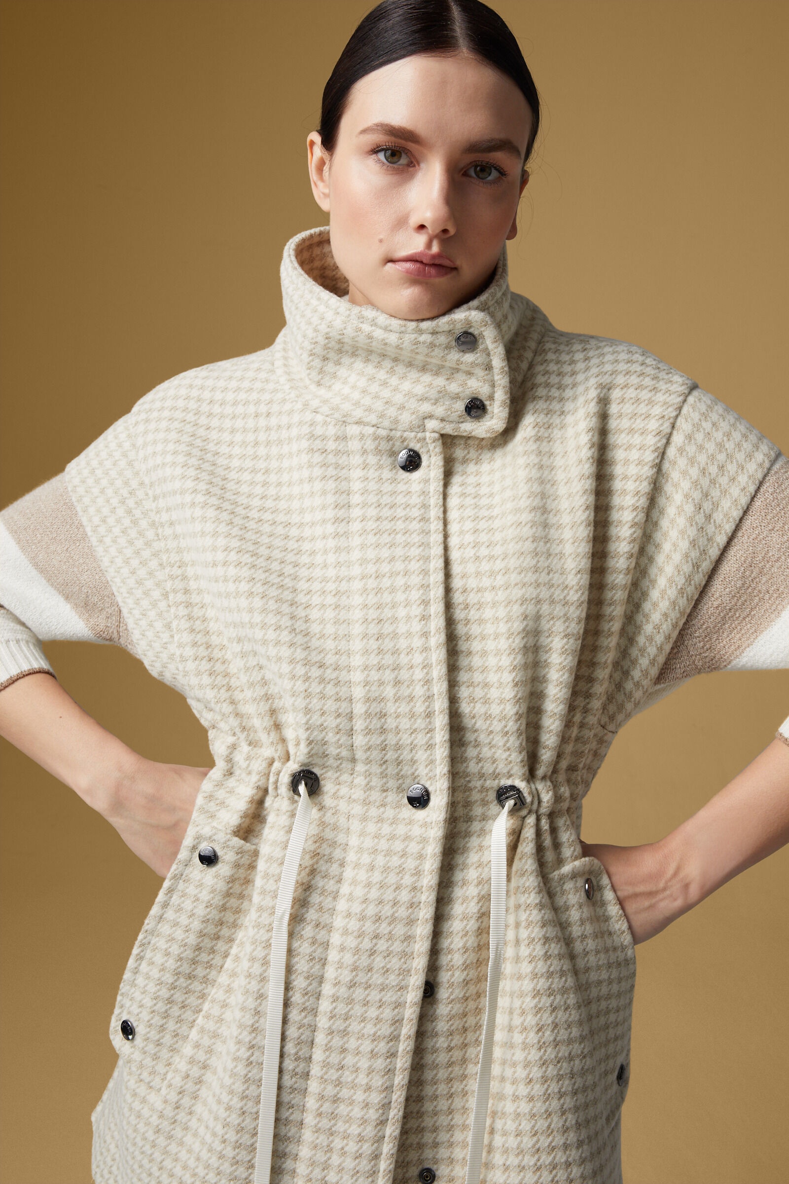 Elaia vest in Off-white/Beige - 5