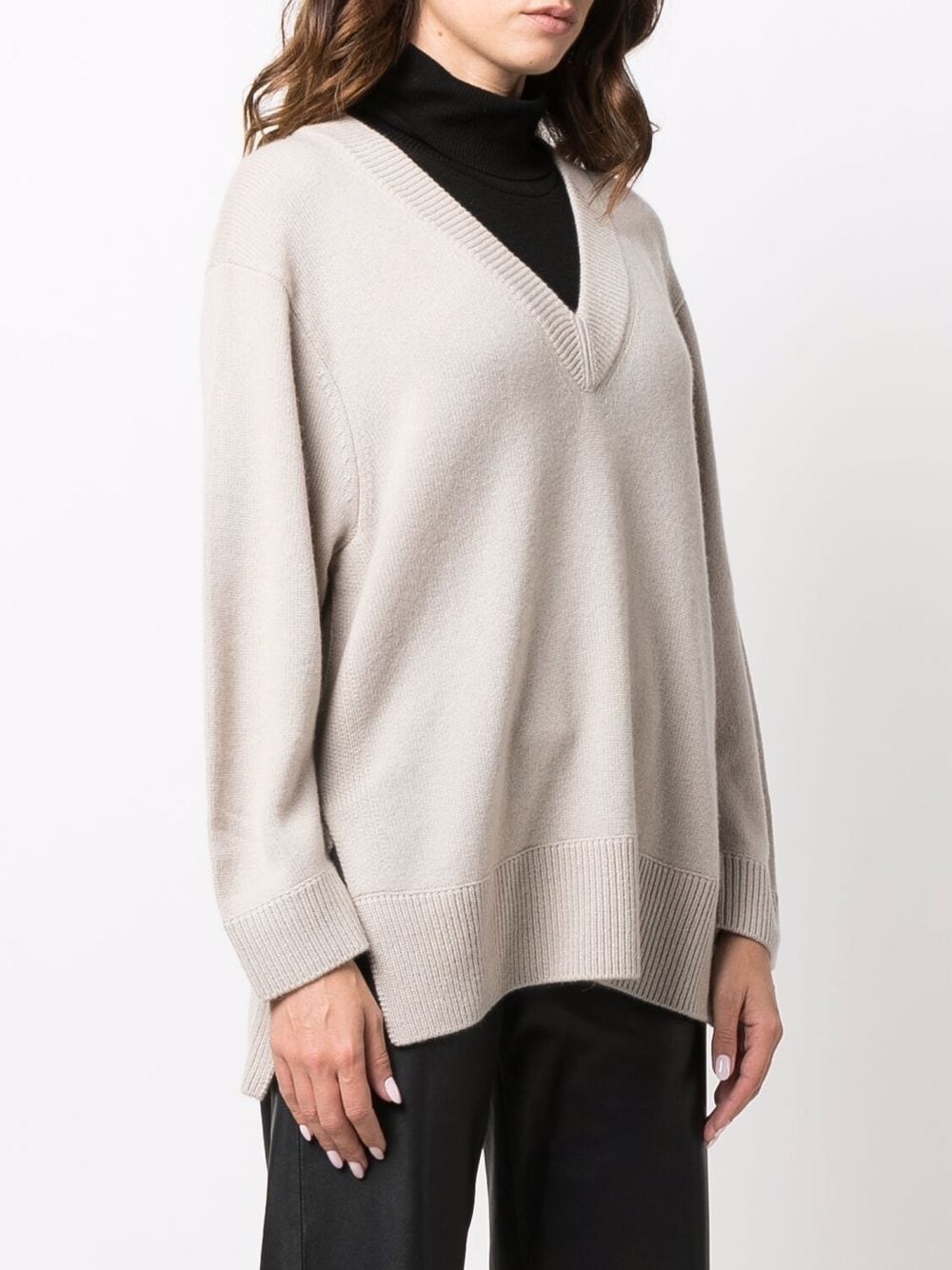 V-neck cashmere jumper - 3