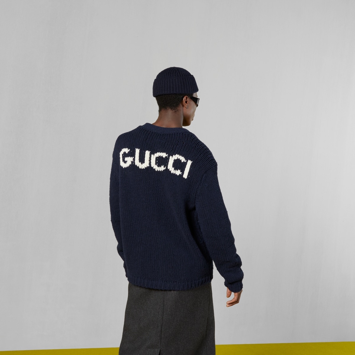 Knit wool cardigan with Gucci intarsia - 6