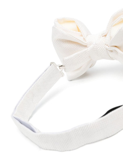 TOM FORD textured bow tie outlook