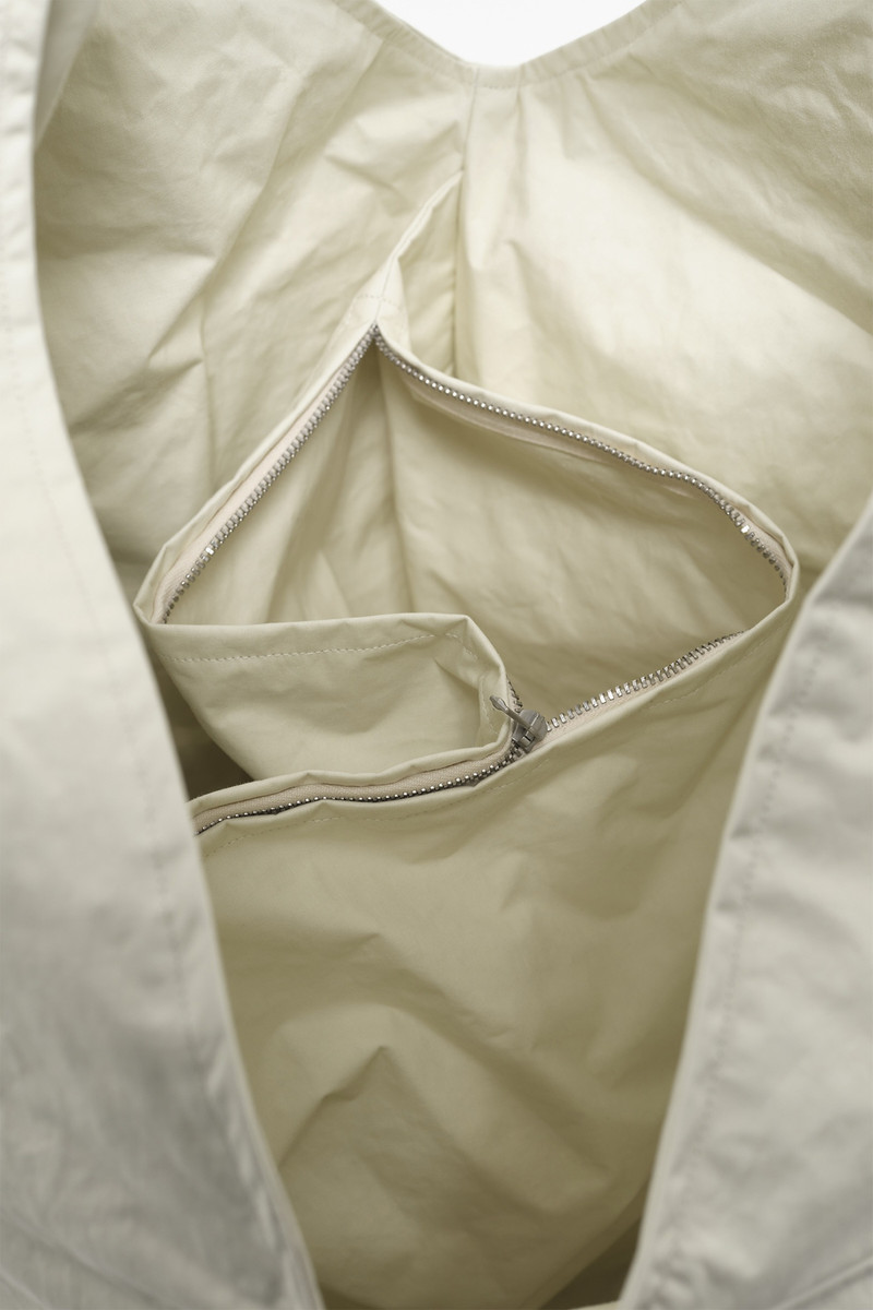 Tech Drip Bag Concrete Foil Bonded Nylon 4