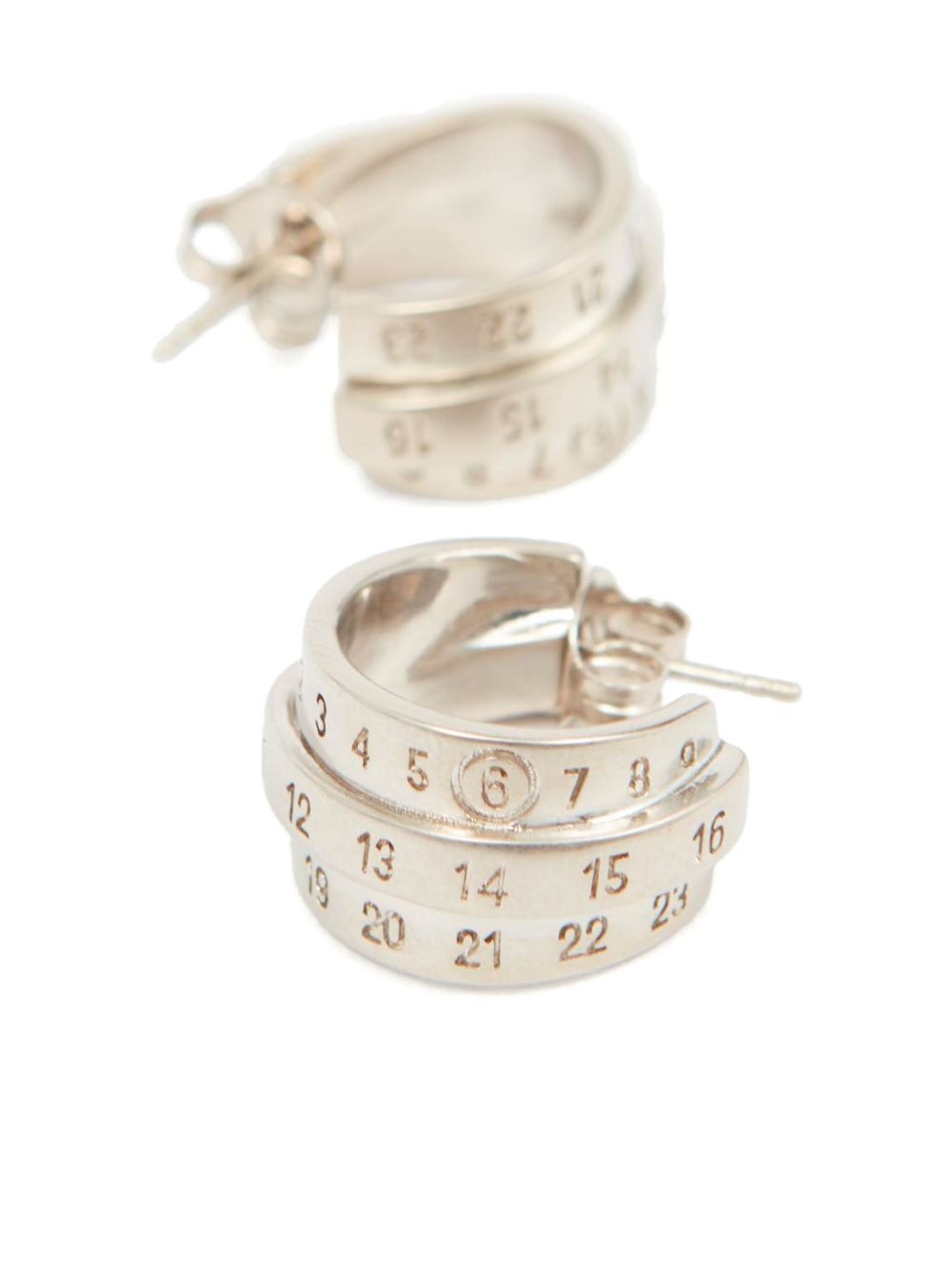 Triple Number-motif earrings - 3