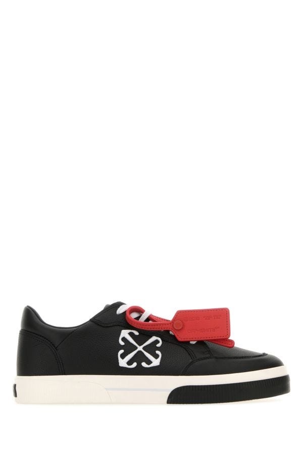 Off White Man Black Leather New Low Vulcanized Sneakers - 1