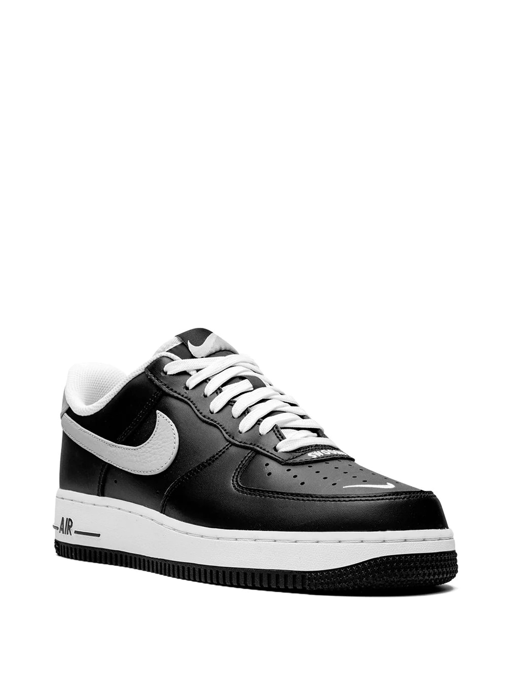 Air Force 1 07 LV8 4 - 2