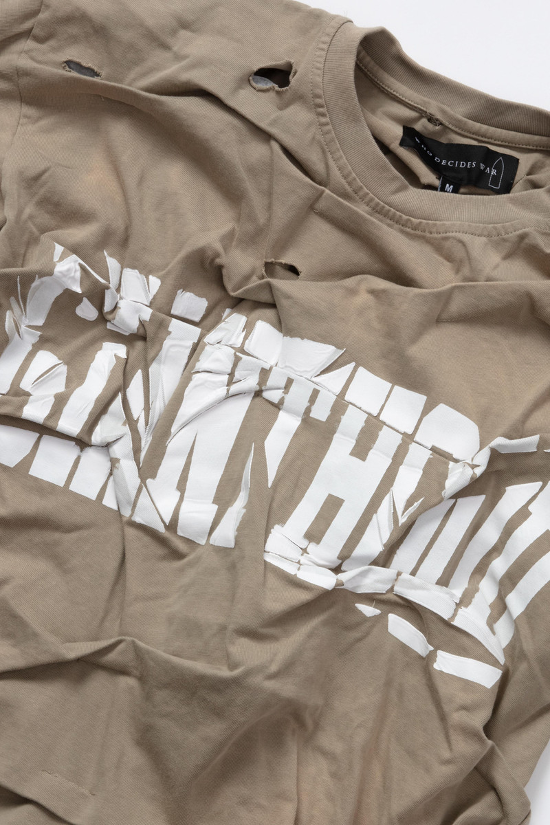 WHO DECIDES WAR GIANTHOOD JERSEY outlook