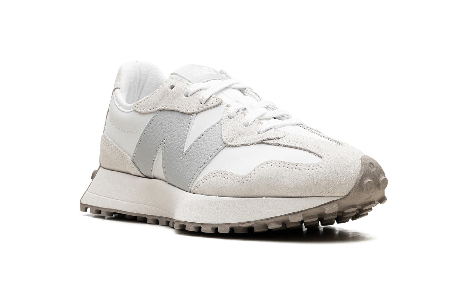327 WMNS - 7