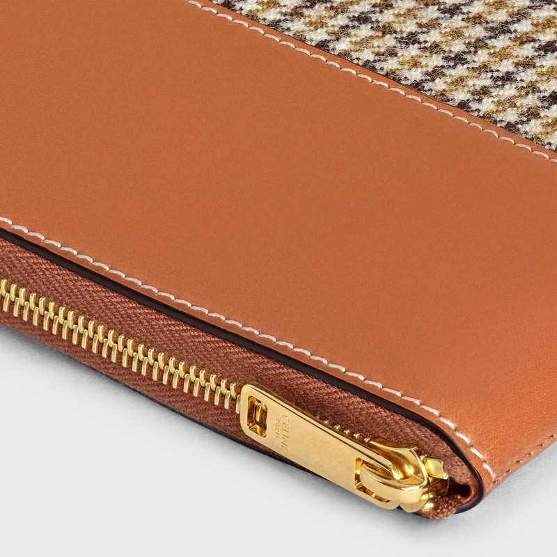 POUCH  IN  TWEED AND CALFSKIN 4