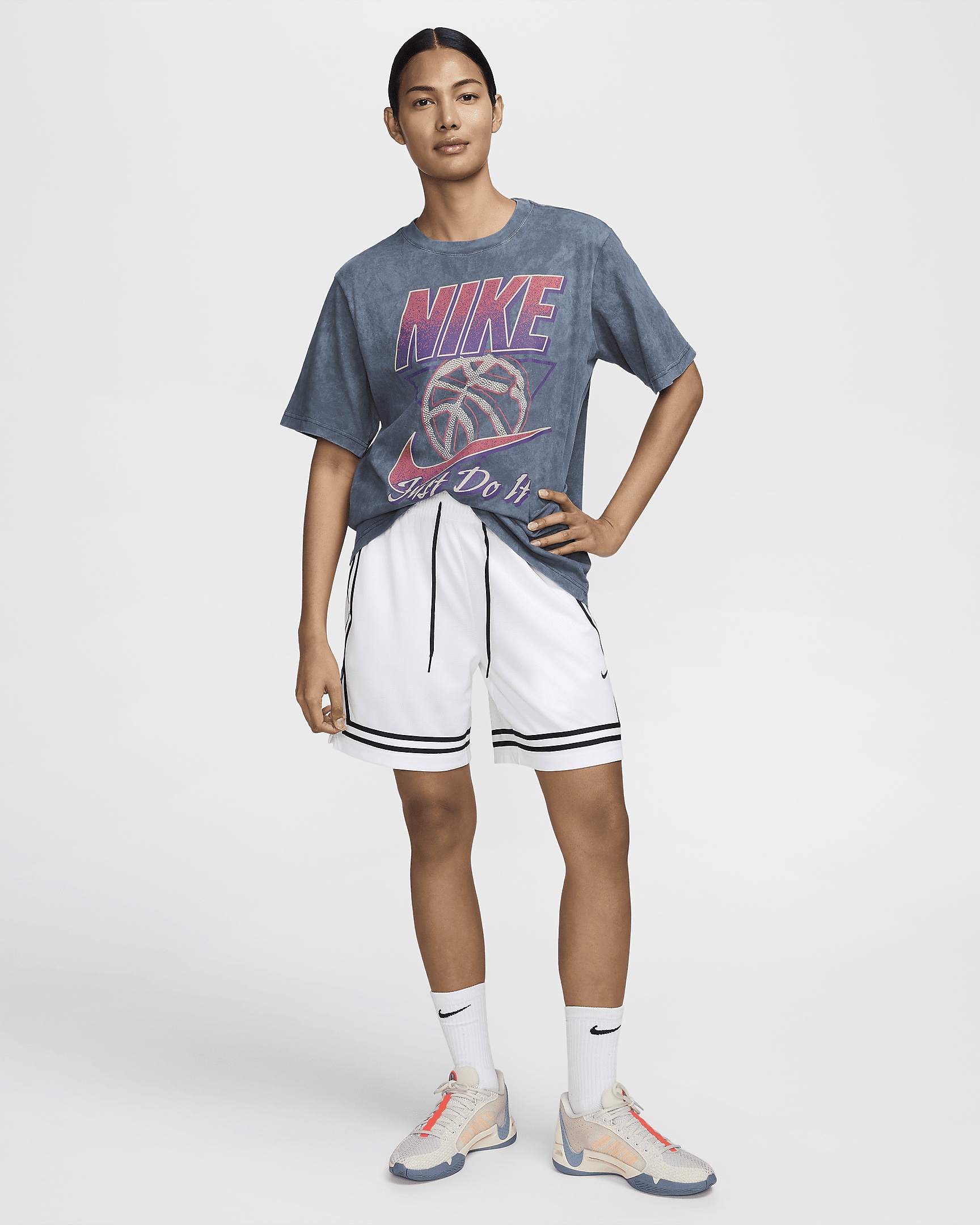 Nike Sportswear Women's Short-Sleeve Graphic T-Shirt - 5