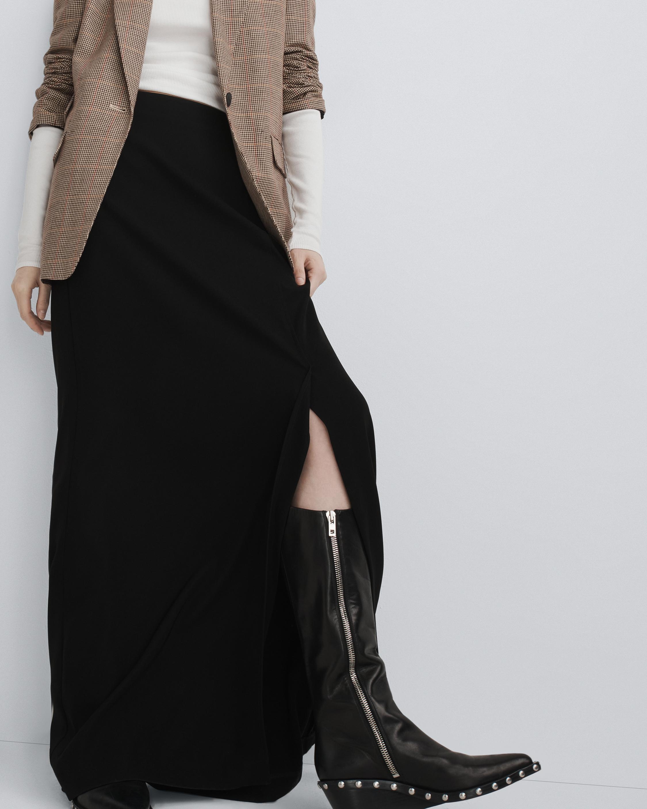 Ilana Japanese Crepe Skirt
Maxi - 6