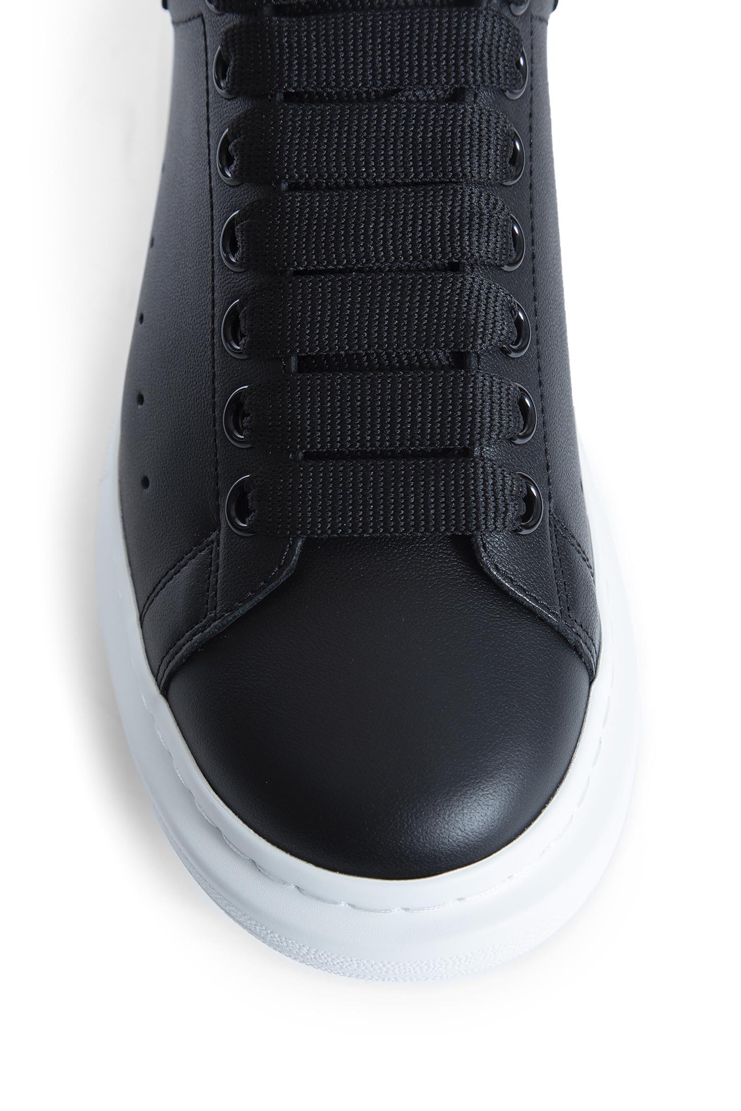 Studded-Oversize-Sneakers - 5