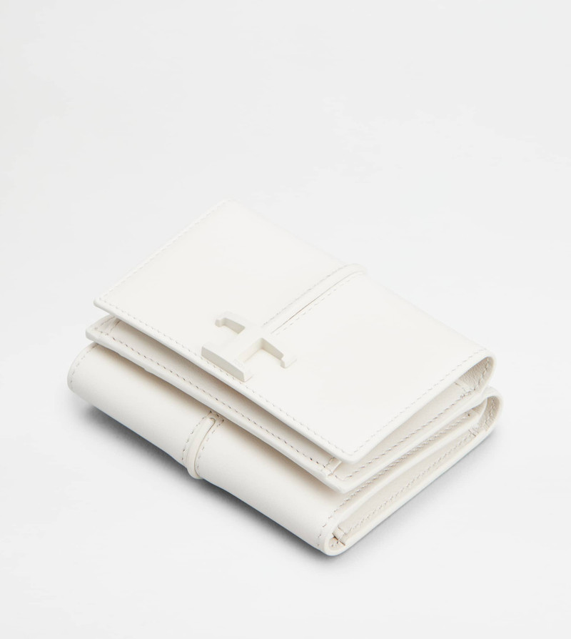 T TIMELESS WALLET IN LEATHER - WHITE 4