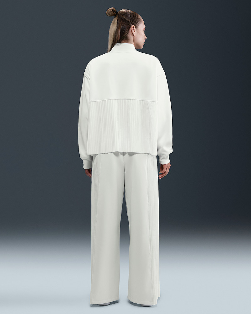 Nike Sportswear Women's Pleated Pants 4
