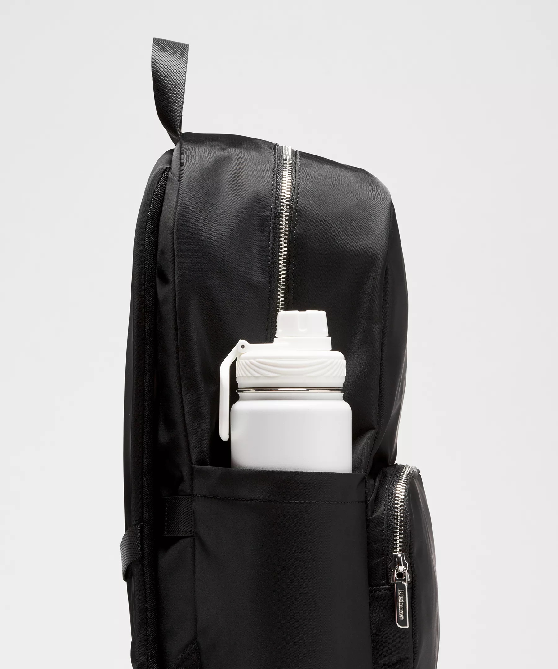 Everywhere Backpack 22L *Metal Hardware - 4