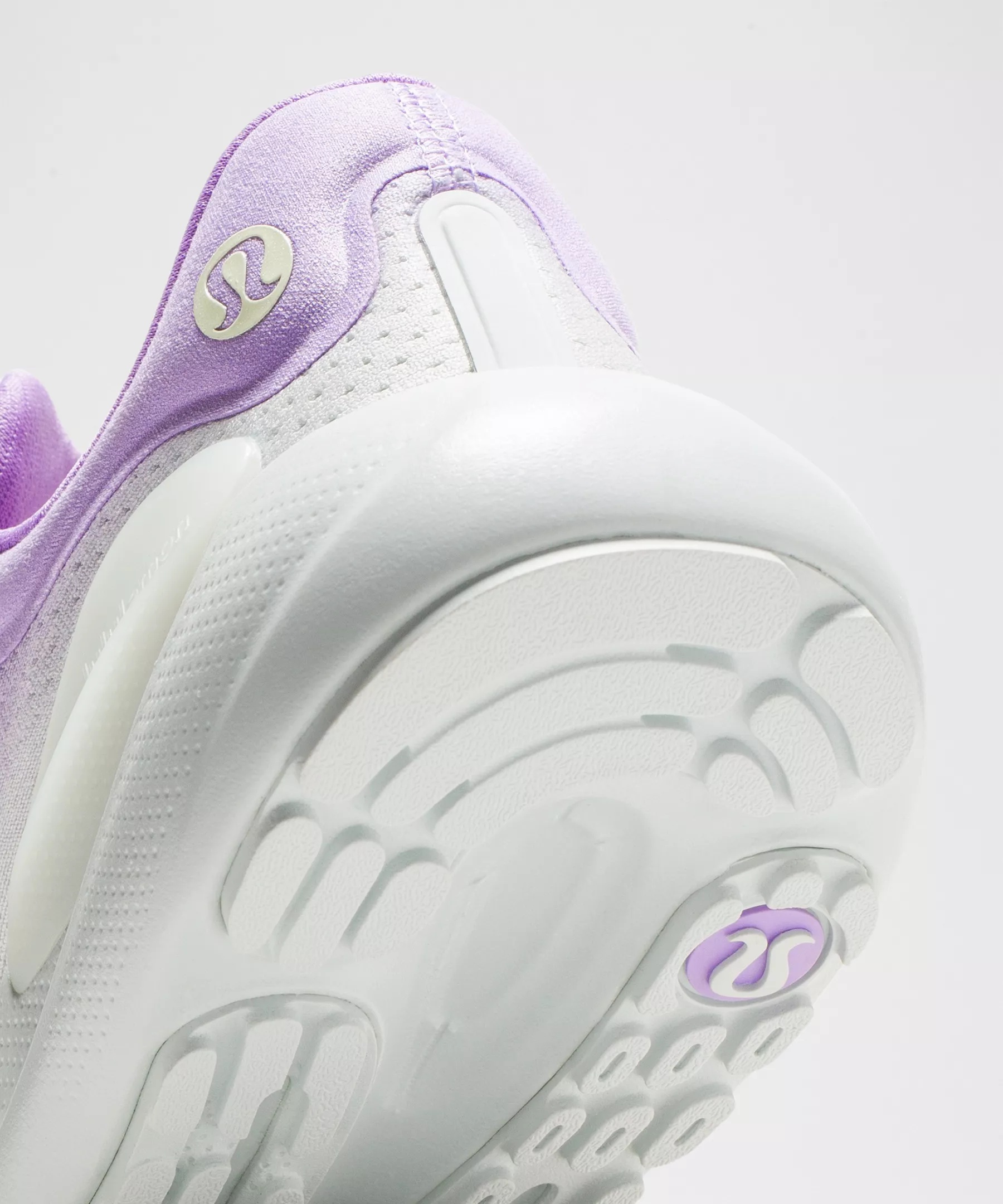 Women's Beyondfeel Running Shoe - 8
