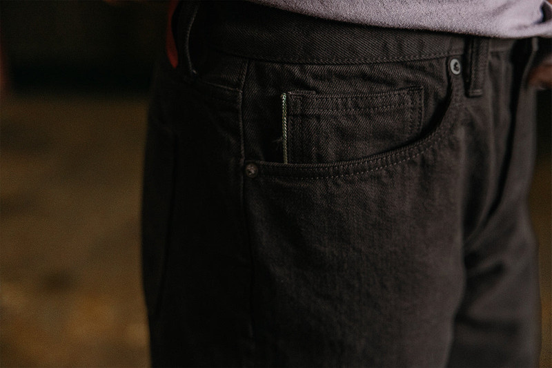 The Barrel Classic Straight Natural Slub - Carob 14oz Selvedge 3