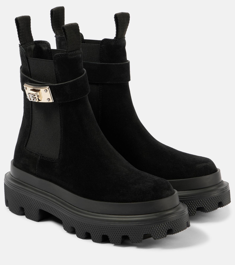 Suede ankle boots 1