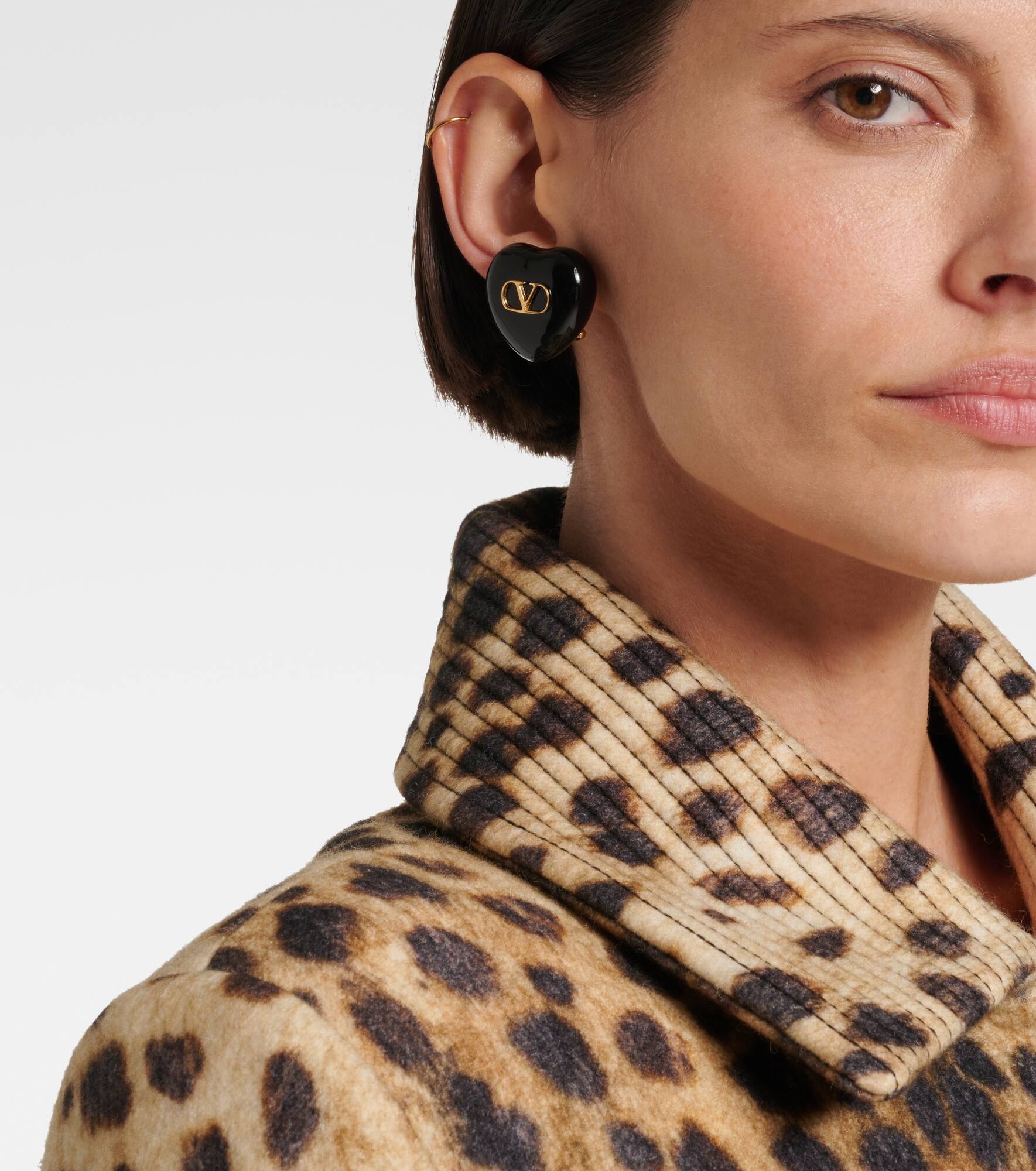VLogo heart earrings - 6