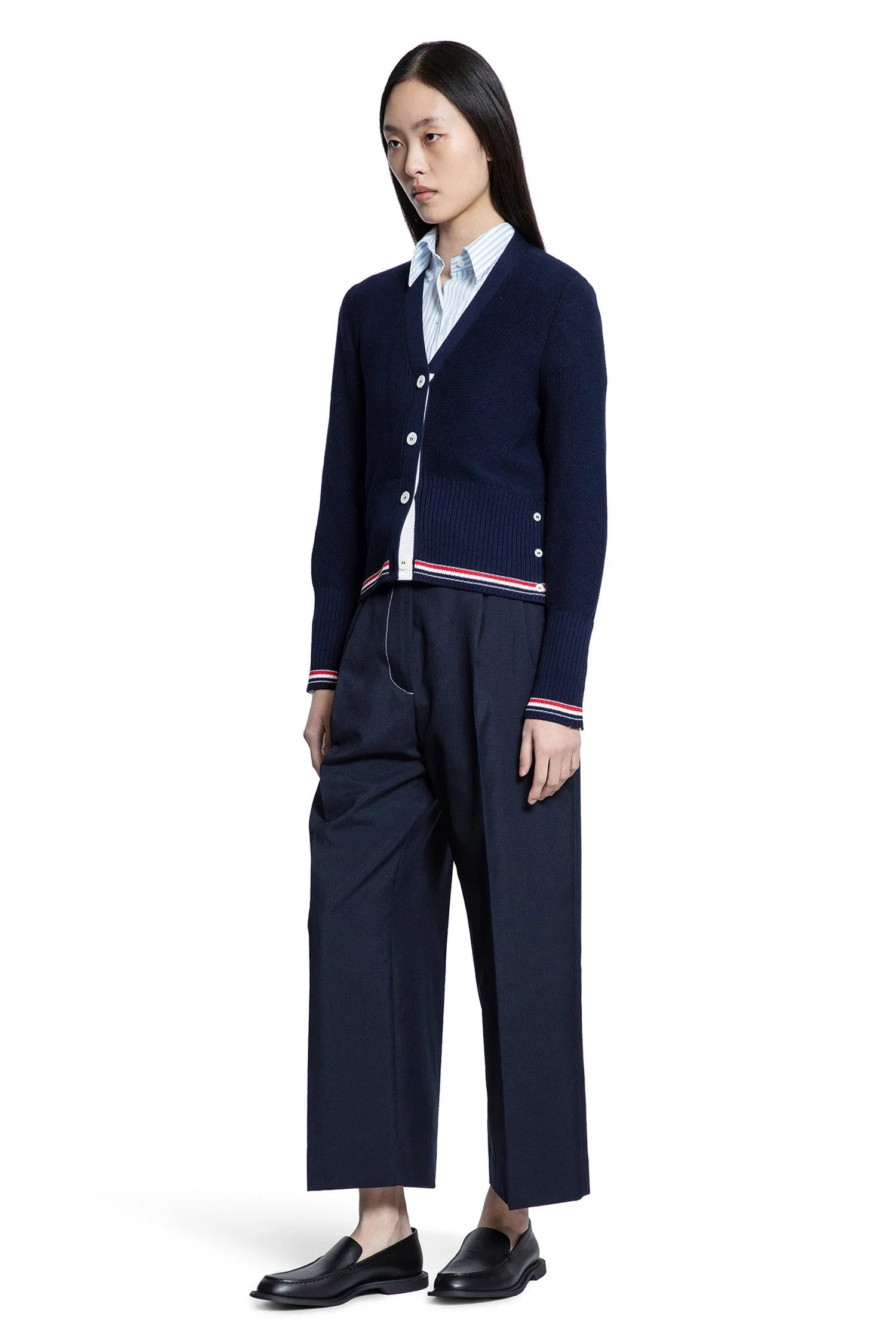 Textured-Stitch-V-Neck-Cardigan - 4