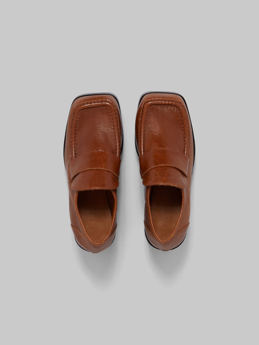 BROWN LEATHER HEELED LOAFER - 4
