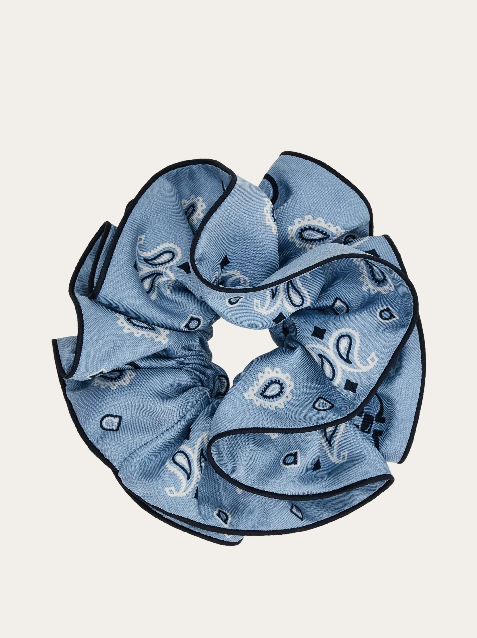 Arabesque print silk scrunchie - 1