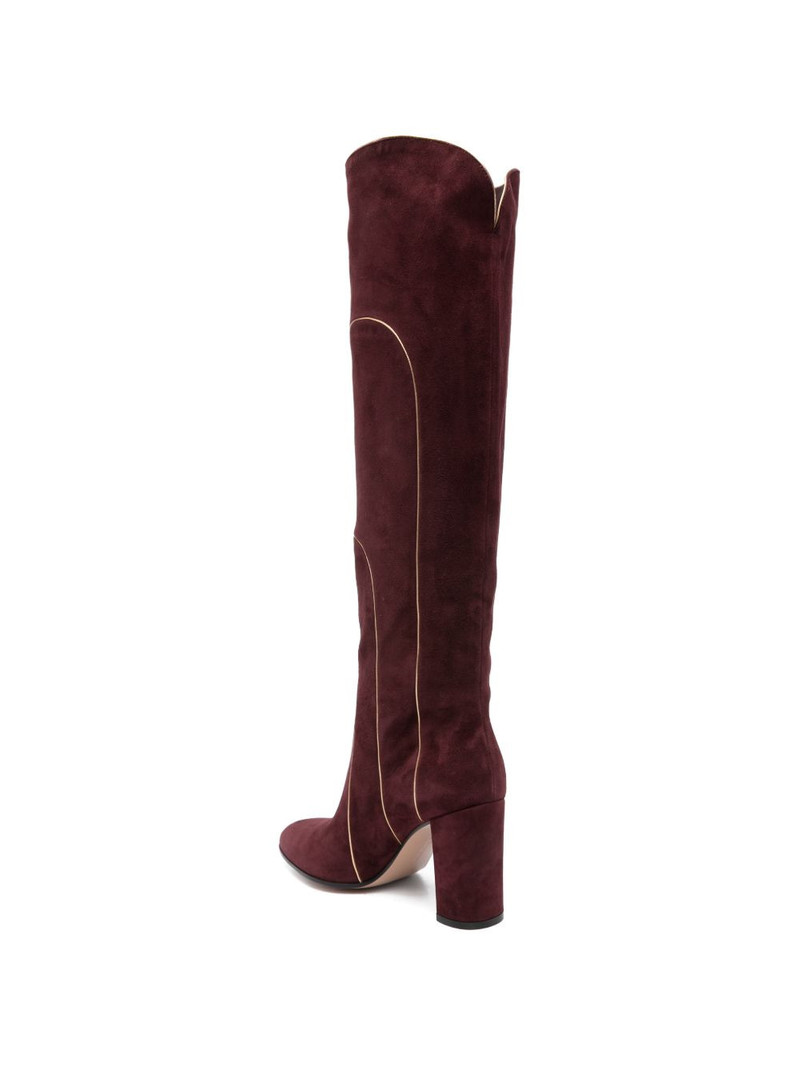 line-detail boots 3