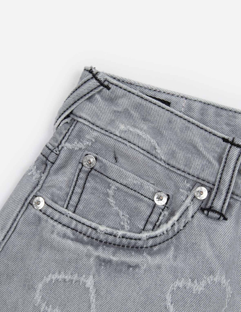 SEAGULL EMBROIDERY와 ALLOVER HEART FASHION FIT DENIM SHORTS의 모든 것 8