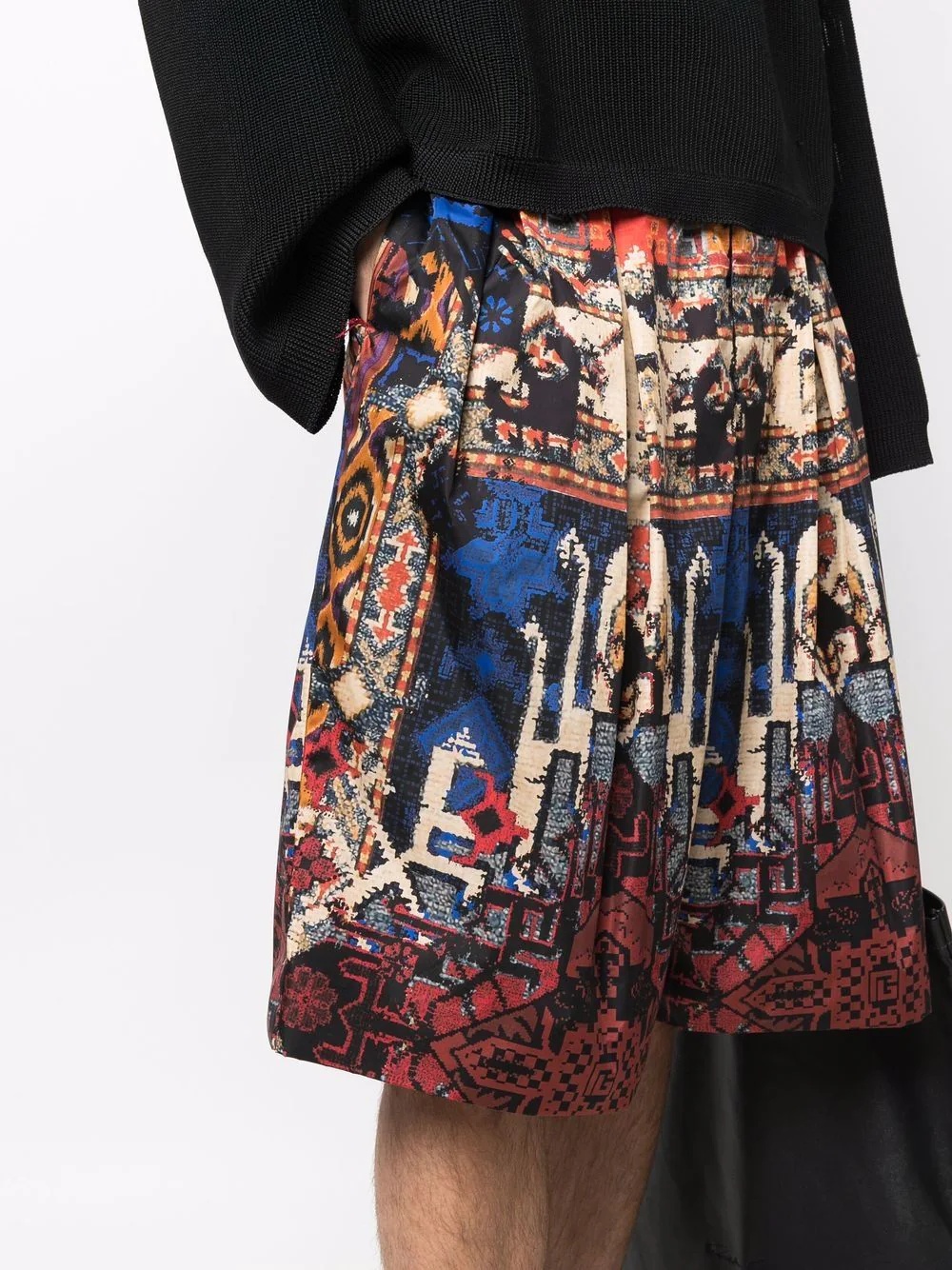 graphic-print bermuda shorts - 5