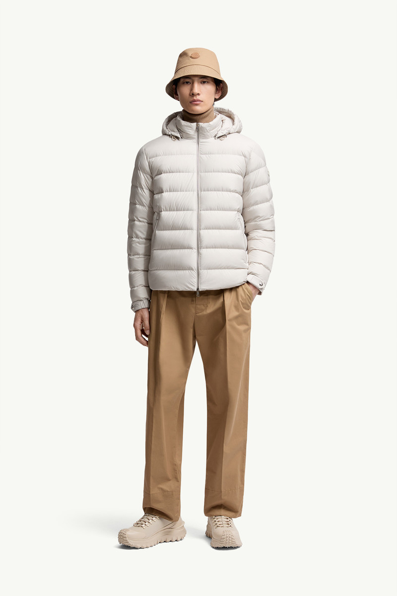 Moncler Arneb Hooded Short Down Jacket outlook