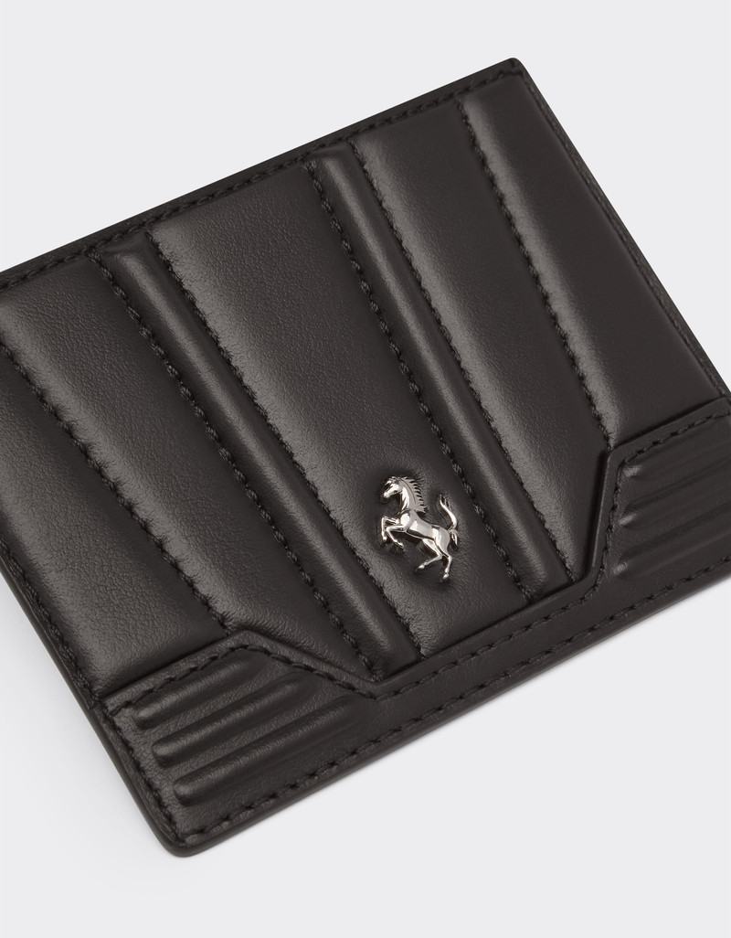 Card holder in patent leather 3