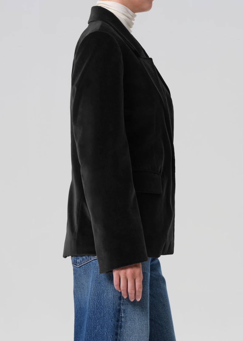 Matteau Blazer In Black 5