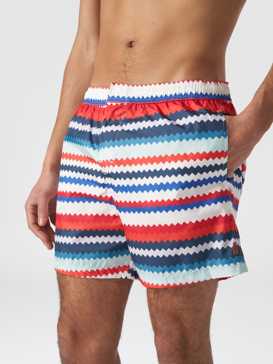 Swimming trunks in small zigzag print nylon - 4