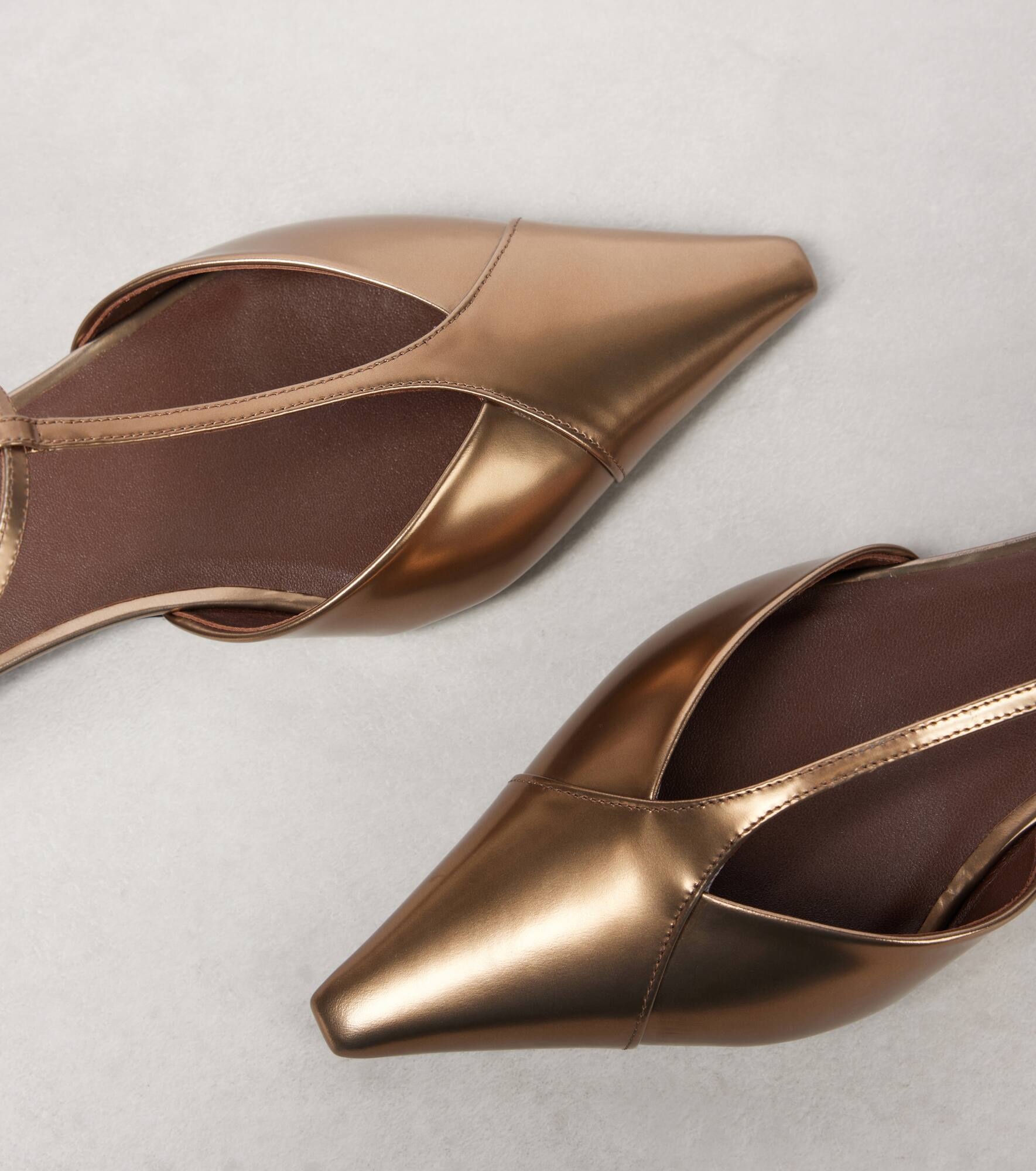 Metallic leather ballet flats - 4
