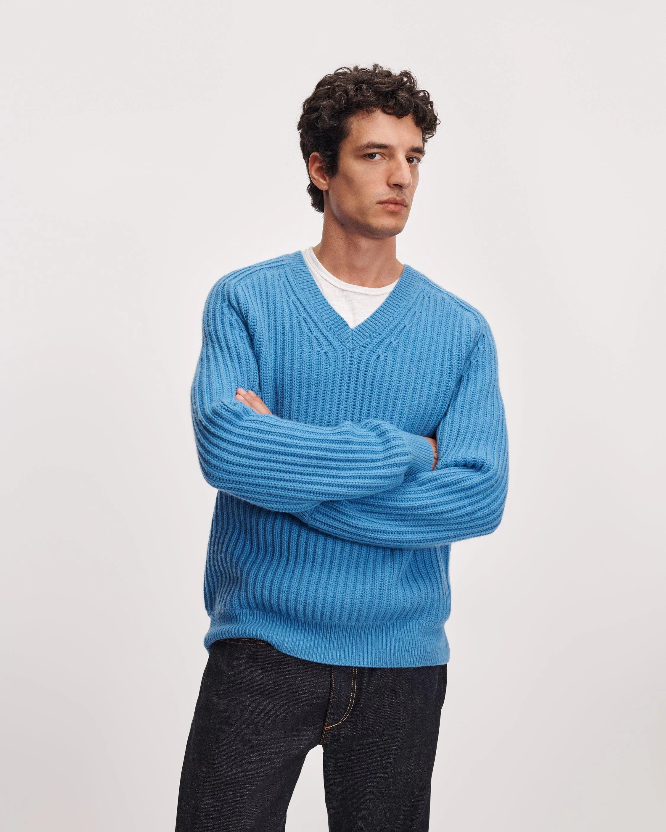 Theo Wool-Cashmere V-Neck Sweater - 1