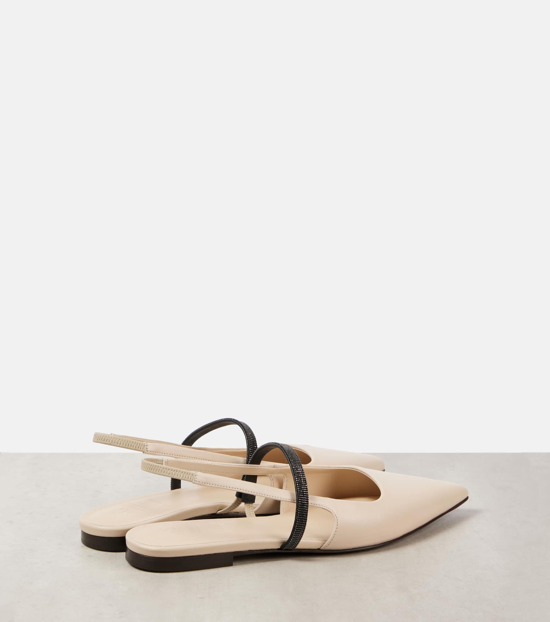 Pointy leather slingback pumps - 2