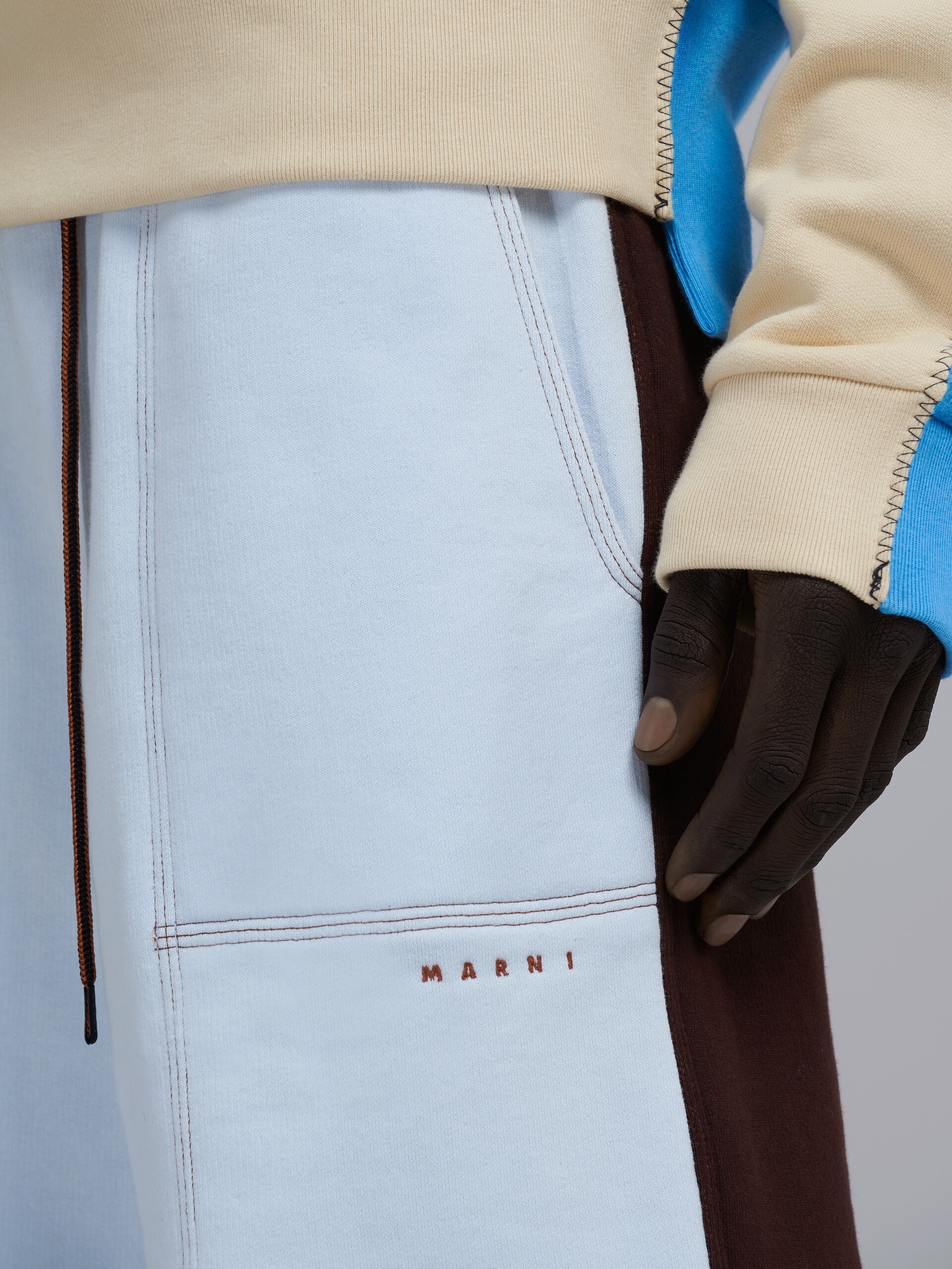 LIGHTWEIGHT JERSEY BERMUDA TROUSERS - 4