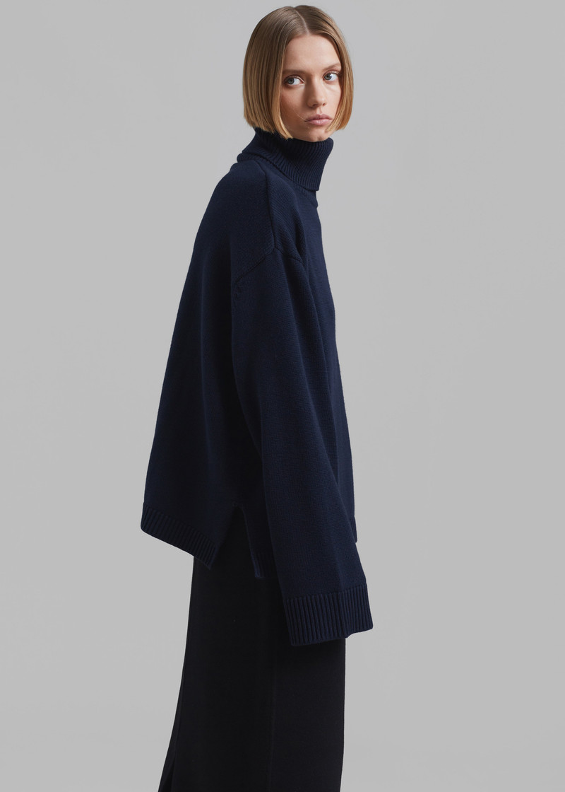 Rhea Trapeze Turtleneck - Navy 4