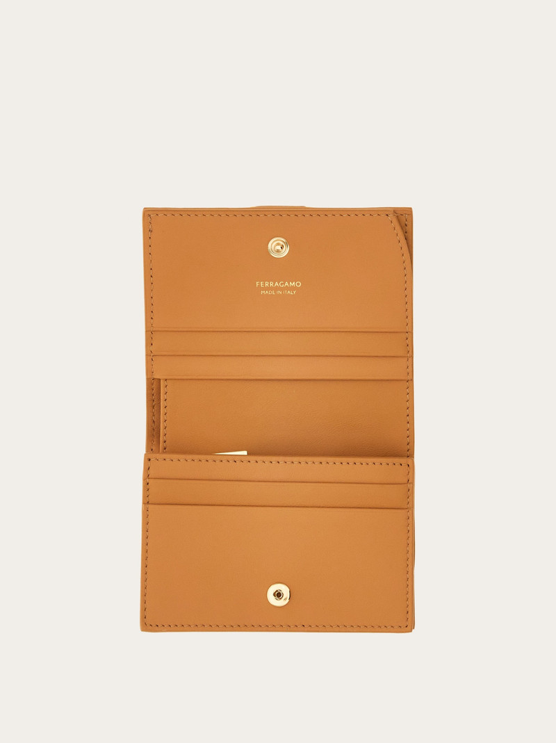 FERRAGAMO Hug compact wallet outlook