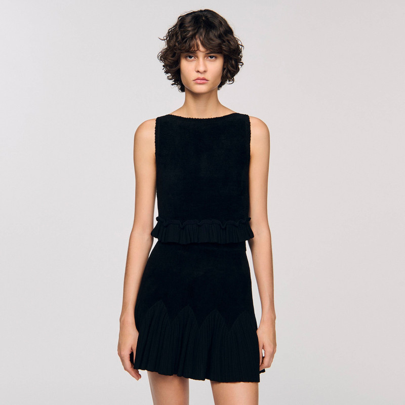 RUFFLED KNIT CROP TOP 5