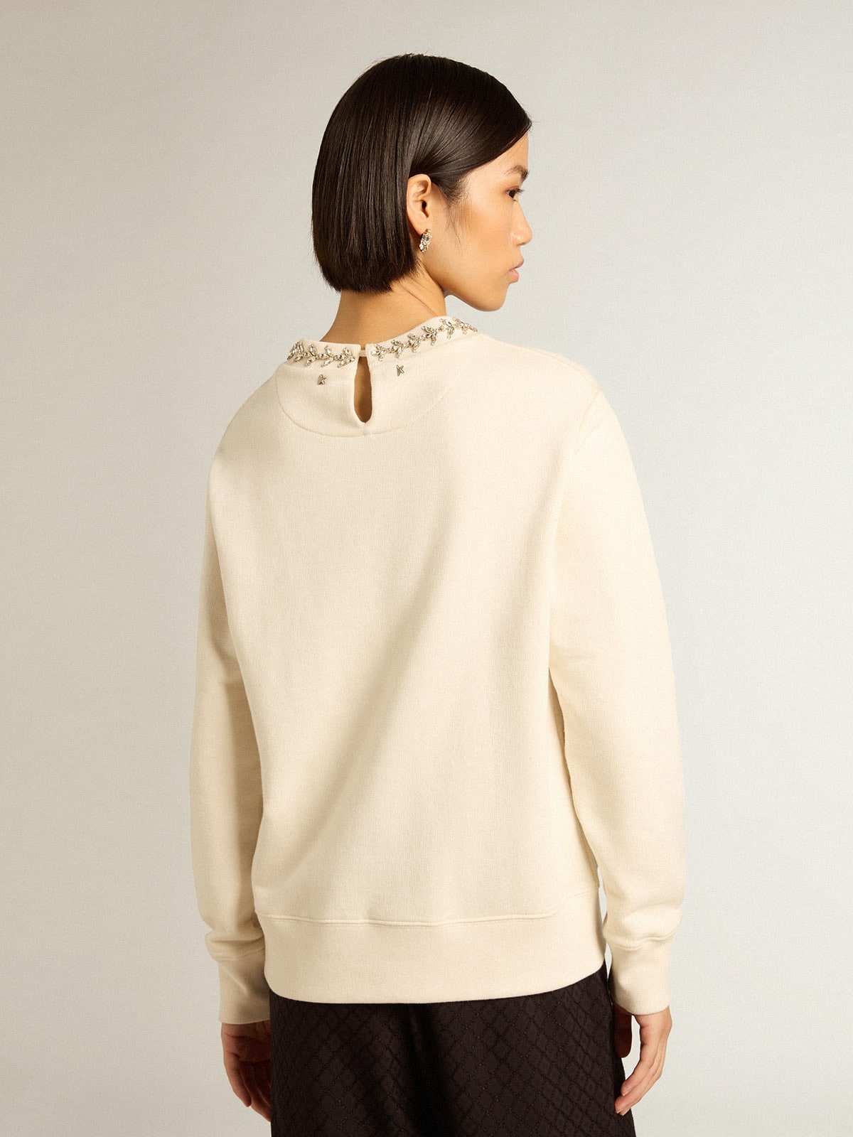 Round-neck cotton sweatshirt in aged white with hand-applied crystals - 4