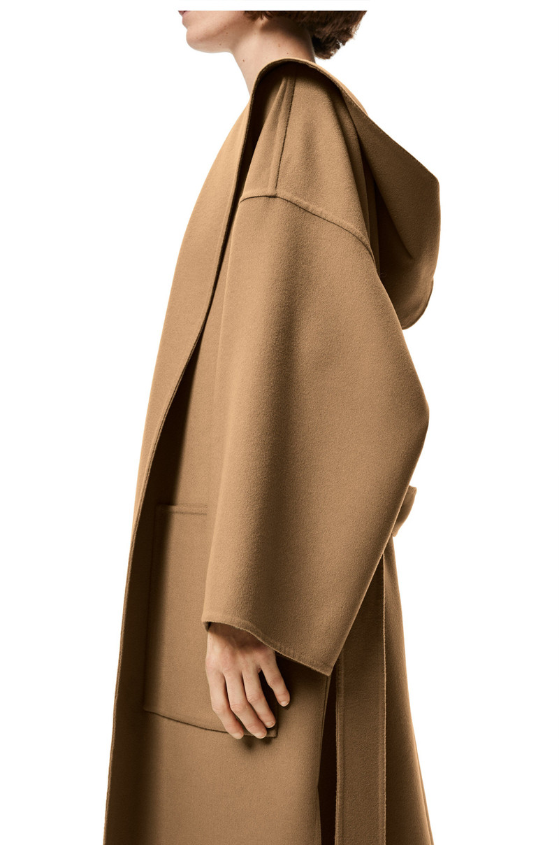 Hooded belted coat in wool and cashmere 5