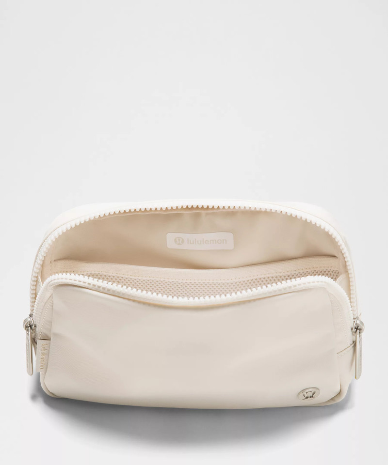 Everywhere Belt Bag Large with Long Strap 2L 5