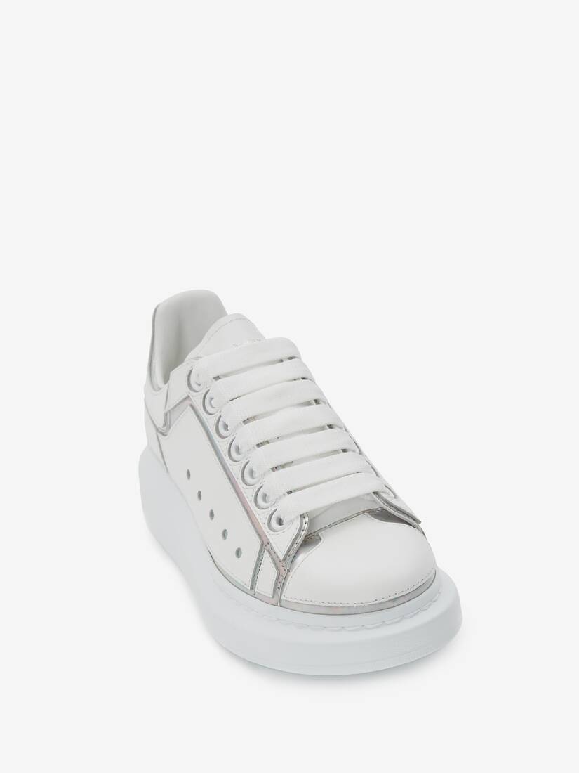 Oversized Sneaker in White/silver - 2