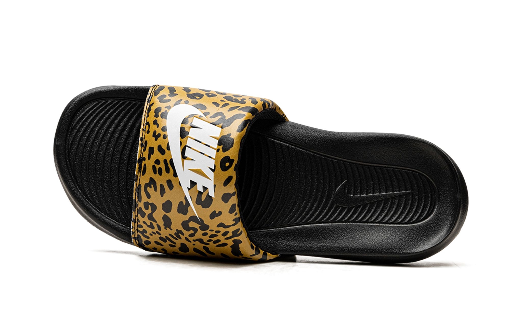 WMNS Victori One "Cheetah Print" - 5
