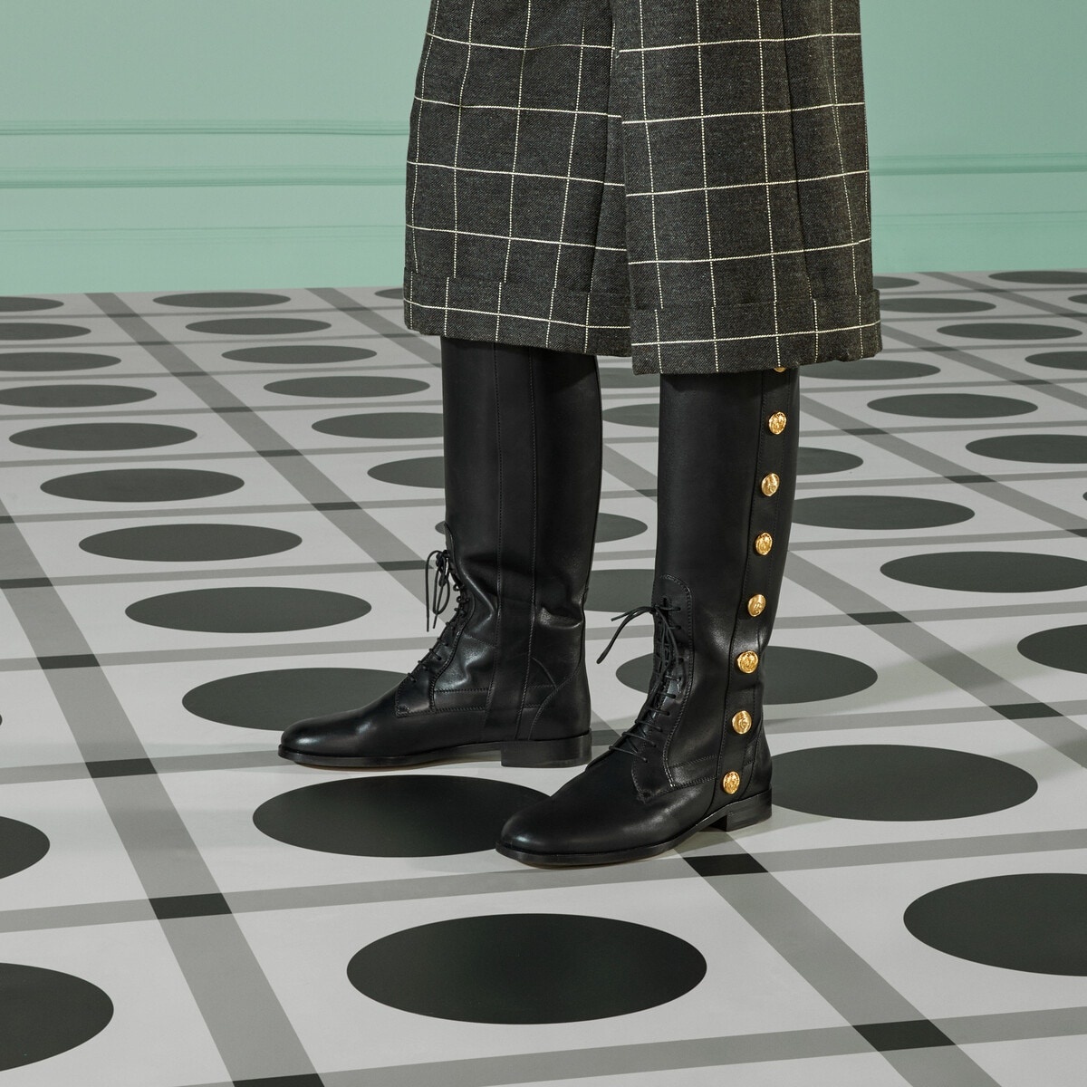 Men's boot with buttons - 3